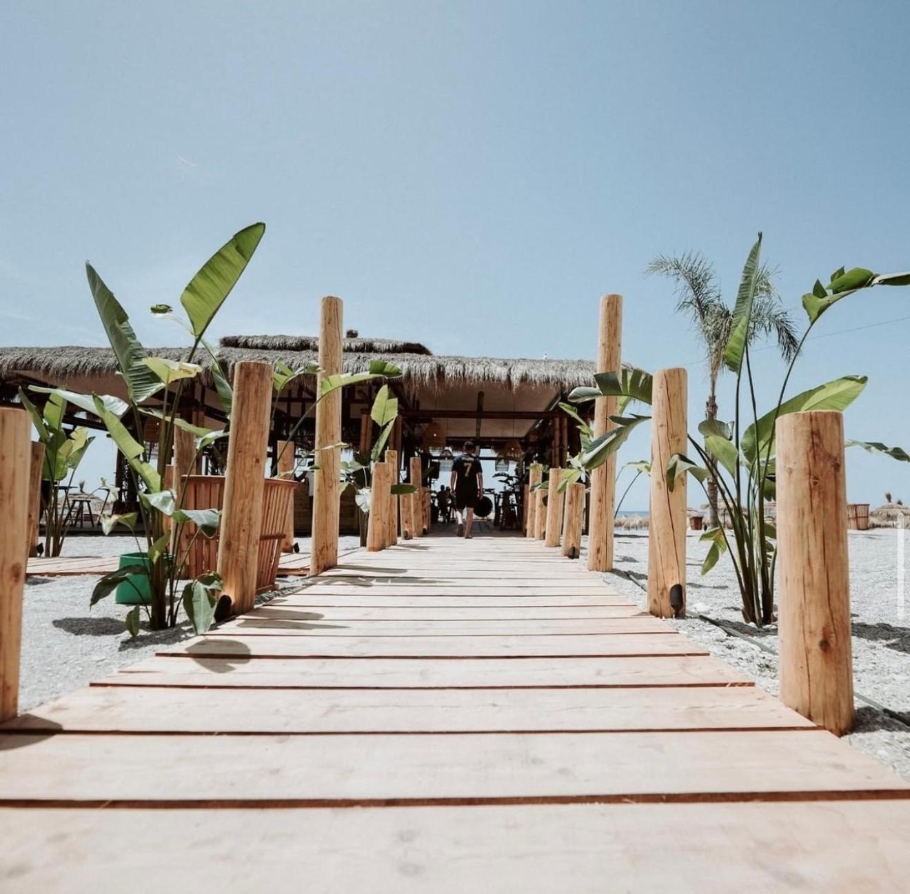 Palladium Beach Hotel- Private Beach Included เดอร์มี ภายนอก รูปภาพ