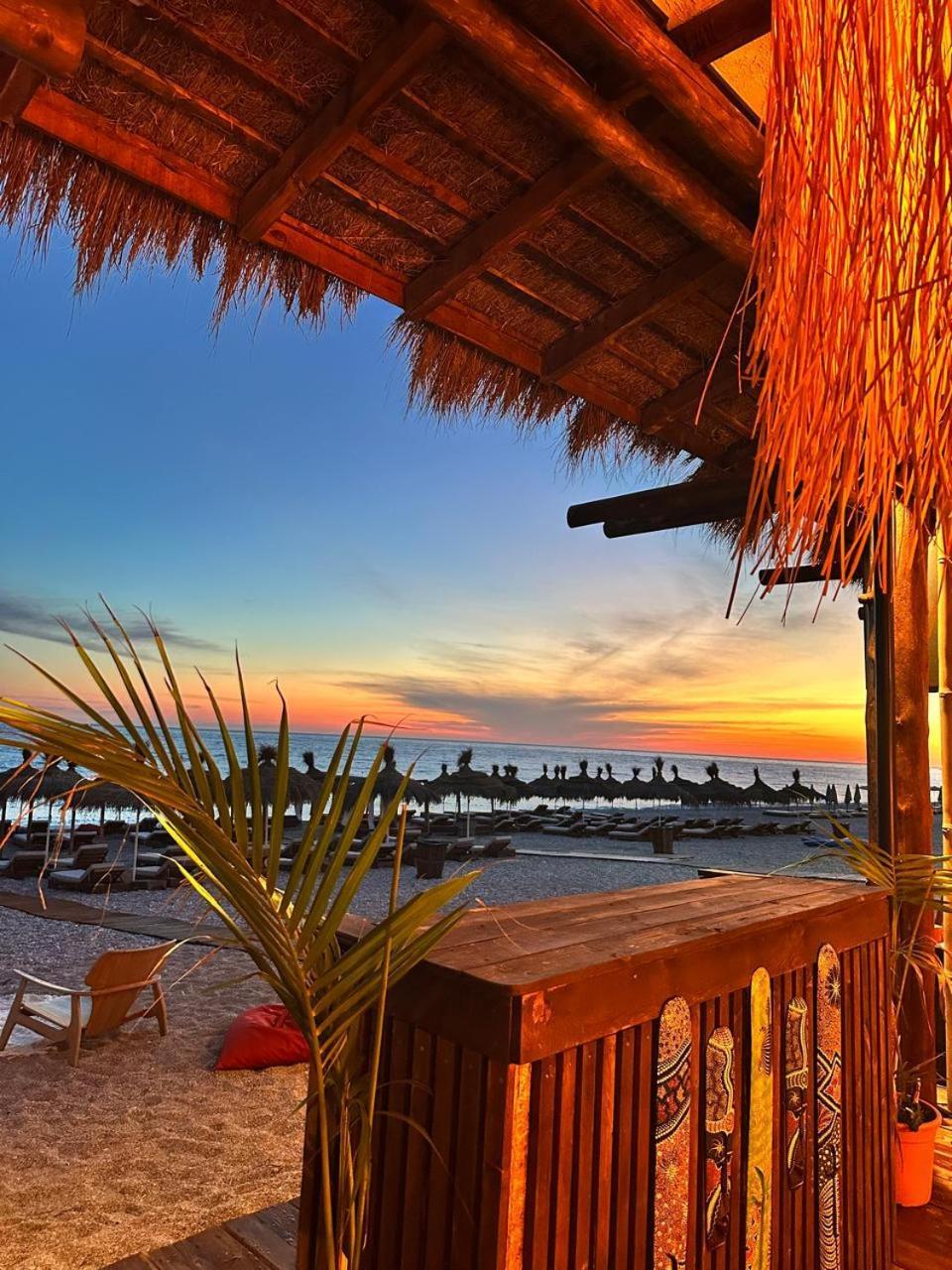 Palladium Beach Hotel- Private Beach Included เดอร์มี ภายนอก รูปภาพ